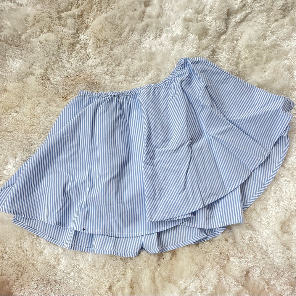 One shoulder pin striped top